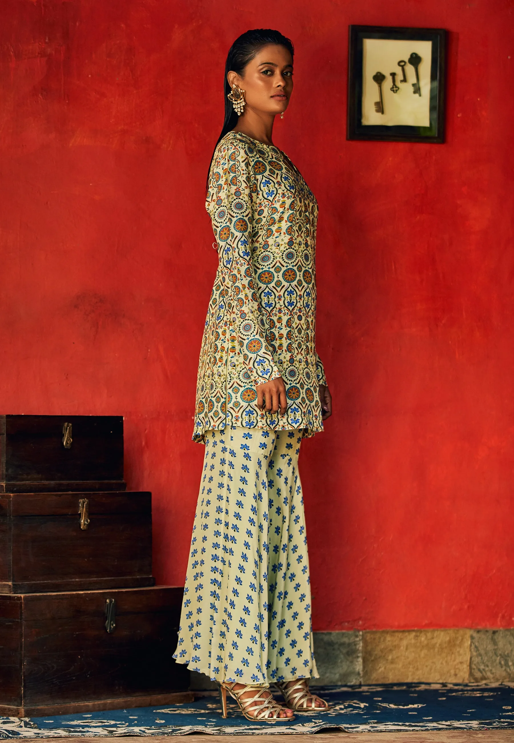 KURTA & SHARARA PANTS